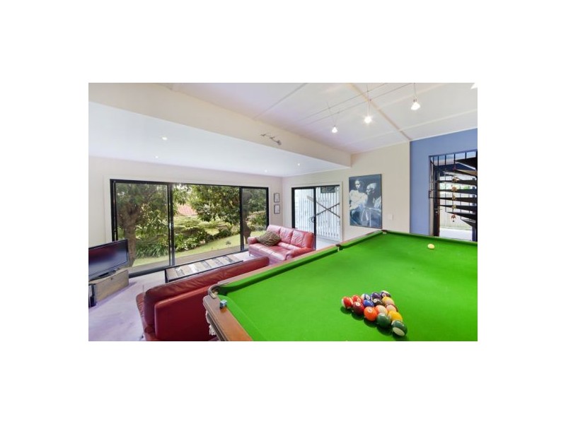 57 Wyadra Avenue, Freshwater NSW 2096