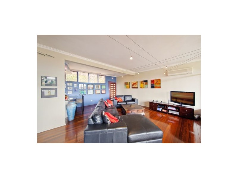 57 Wyadra Avenue, Freshwater NSW 2096