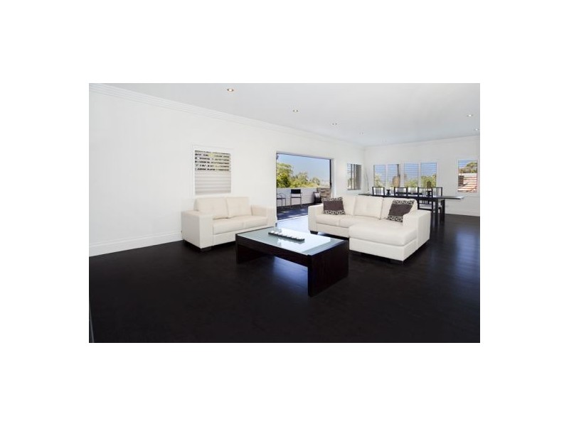 149 Harbord Road, Freshwater NSW 2096