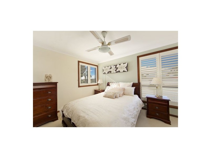 11 Surfers Parade, Freshwater NSW 2096