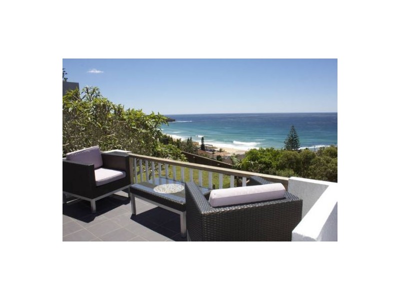 11 Loch Street, Freshwater NSW 2096