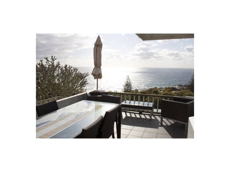 11 Loch Street, Freshwater NSW 2096