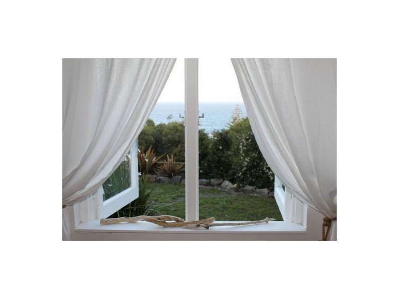 11 Loch Street, Freshwater NSW 2096