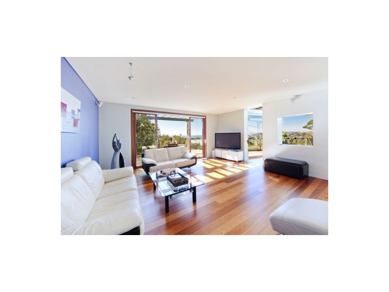 59 Parr Avenue, North Curl Curl NSW 2099