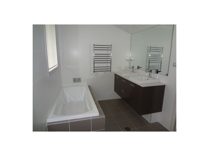 28 Soldiers Avenue, Freshwater NSW 2096