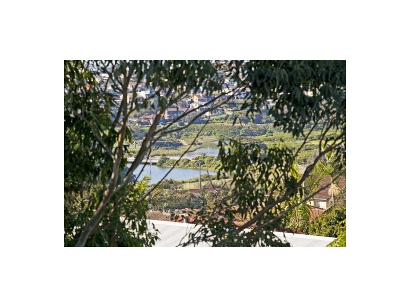 47 Gardere Avenue, Curl Curl NSW 2096