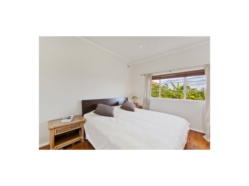 12 Marlborough Avenue, Freshwater NSW 2096