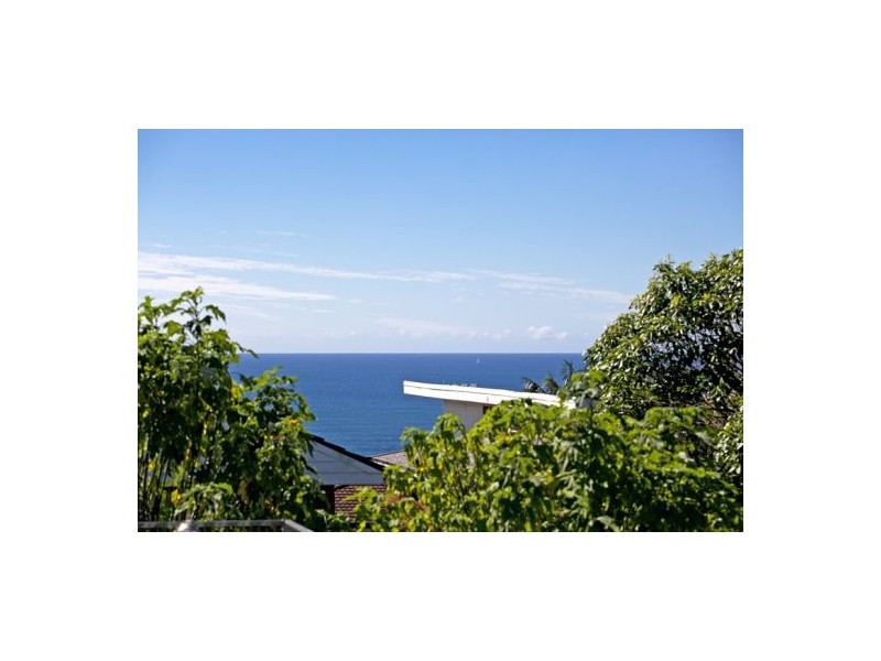 7-9 Seaview Avenue, Curl Curl NSW 2096