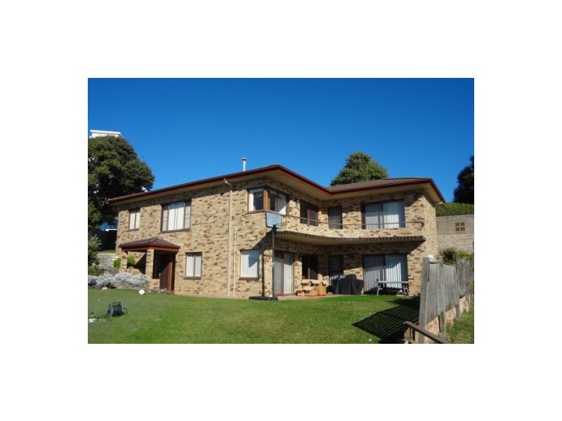 4a Lumsdaine Drive, Freshwater NSW 2096