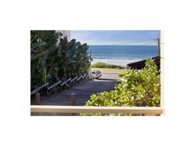 1/62 Carrington Parade,, Curl Curl NSW 2096