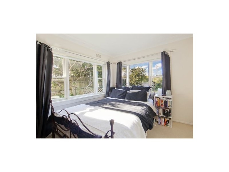 1 & 2/ 5 Seaview Avenue, Curl Curl NSW 2096