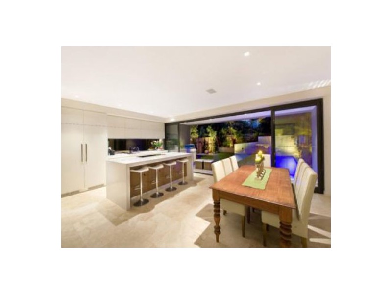 5A Wyuna Avenue,, Freshwater NSW 2096