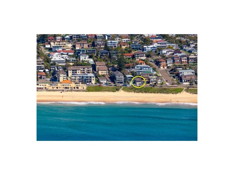 68 Carrington Parade, Curl Curl NSW 2096