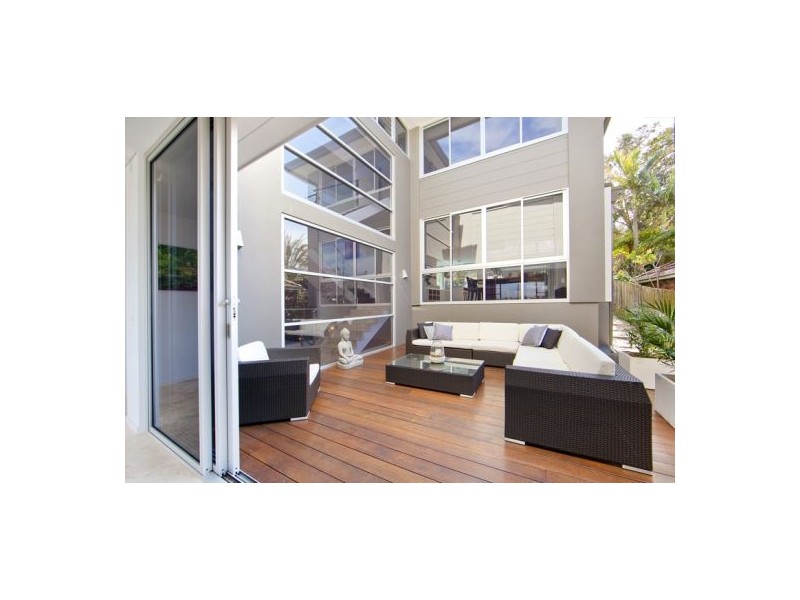 22 Bellevue Parade, North Curl Curl NSW 2099