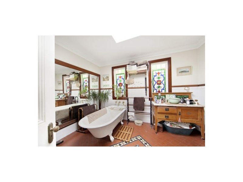 23 Johnson Street, Freshwater NSW 2096