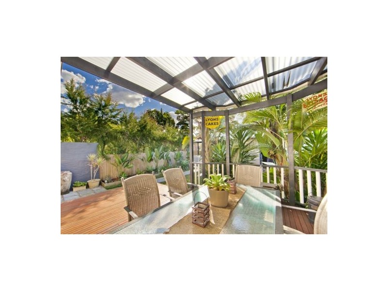 23 Johnson Street, Freshwater NSW 2096