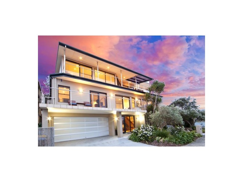 22 Gardere Ave, Curl Curl NSW 2096