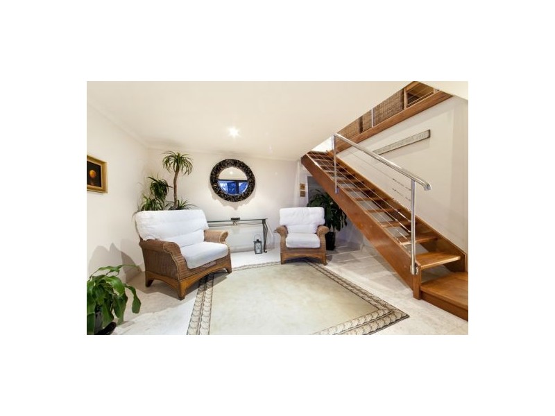 22 Gardere Ave, Curl Curl NSW 2096