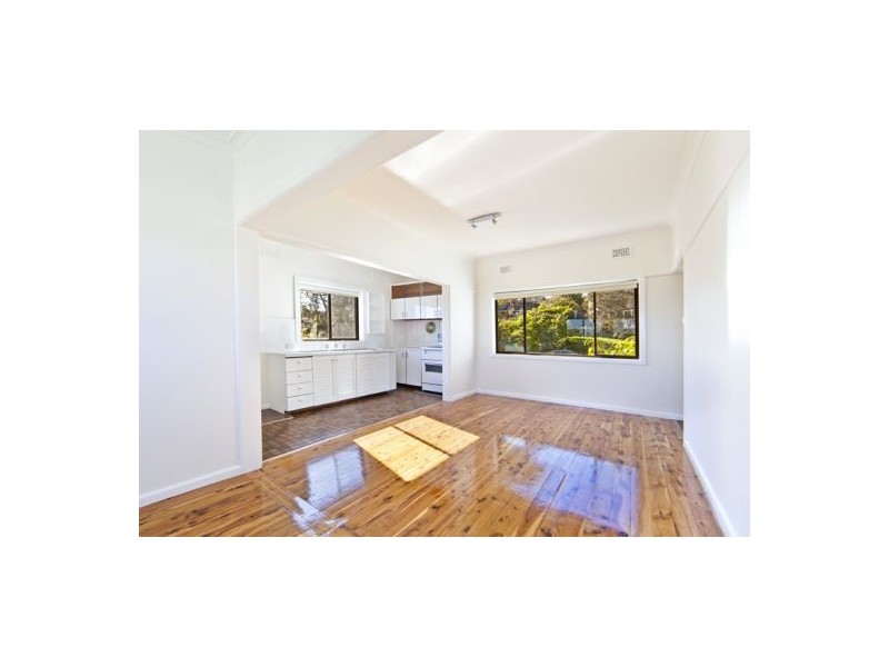 35 Jocelyn Street, North Curl Curl NSW 2099