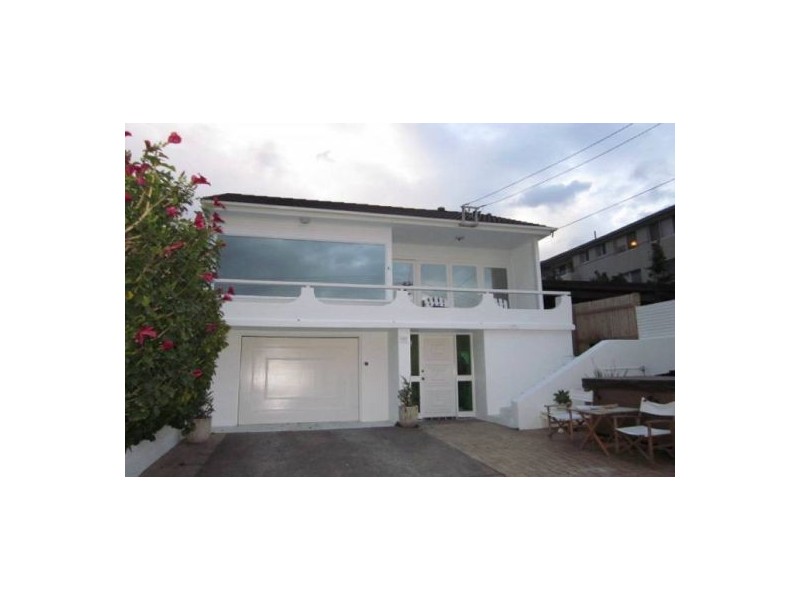 60 Carrington Parade, Curl Curl NSW 2096