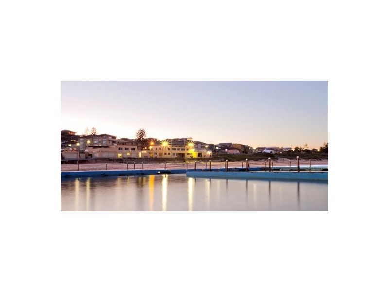 60 Carrington Parade, Curl Curl NSW 2096