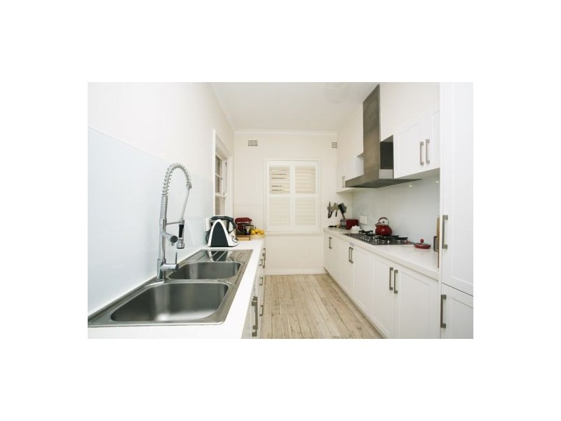 2/17 Laurence Street, Manly NSW 2095