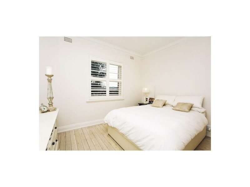 2/17 Laurence Street, Manly NSW 2095