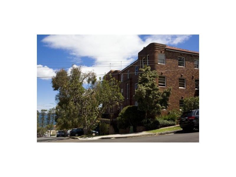 2/17 Laurence Street, Manly NSW 2095