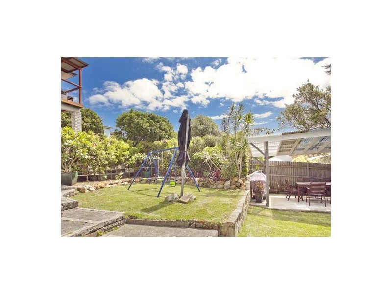 23 Gardere Avenue, Curl Curl NSW 2096