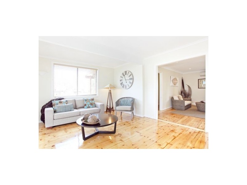 23 Gardere Avenue, Curl Curl NSW 2096