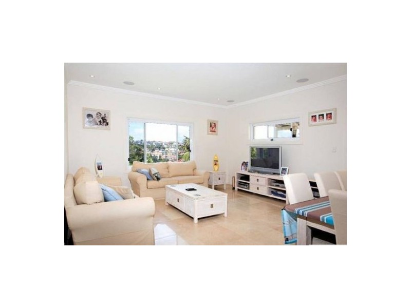 20 Wyndora Avenue, Freshwater NSW 2096