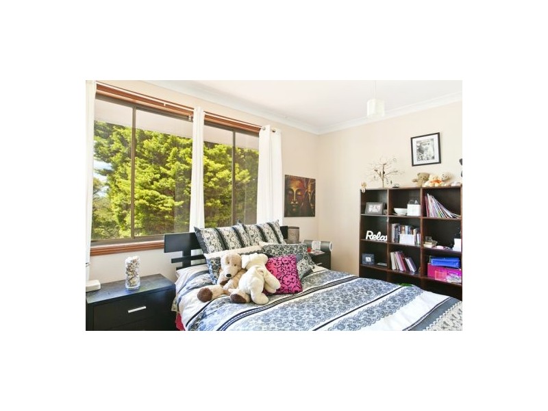 27 John Oxley Drive, Frenchs Forest NSW 2086