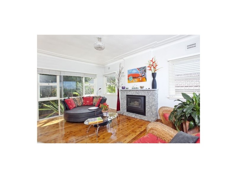 42 Parr Avenue, North Curl Curl NSW 2099