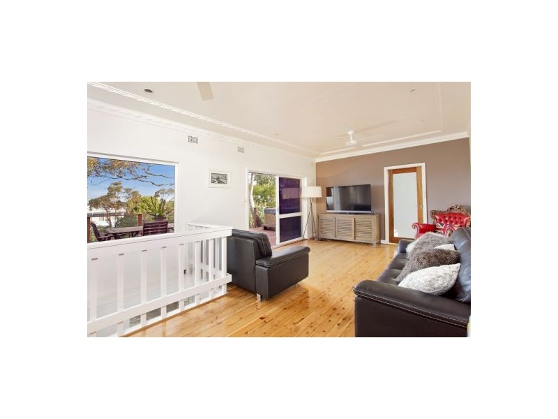 92B Soldiers Avenue, Freshwater NSW 2096