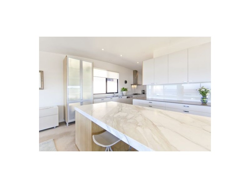 22 Gardere Avenue, Curl Curl NSW 2096