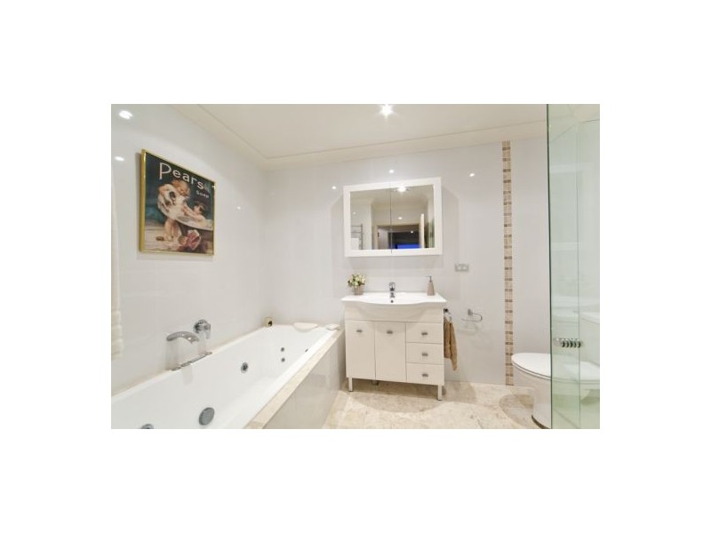 22 Gardere Avenue, Curl Curl NSW 2096