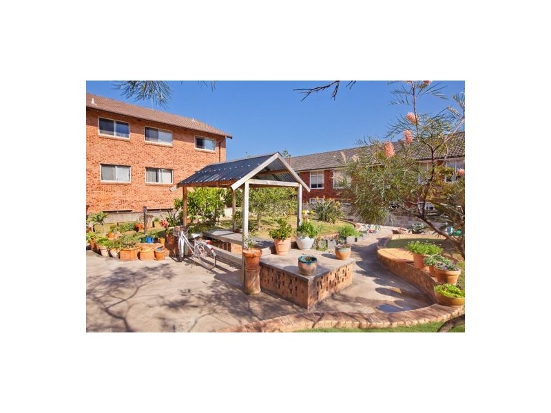 1/30-34 Kooloora Avenue, Freshwater NSW 2096