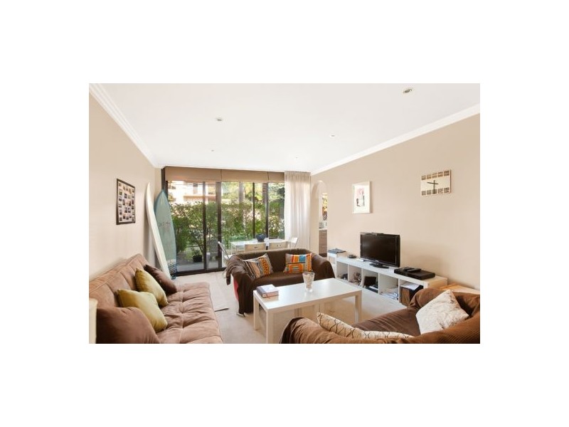 1/30-34 Kooloora Avenue, Freshwater NSW 2096