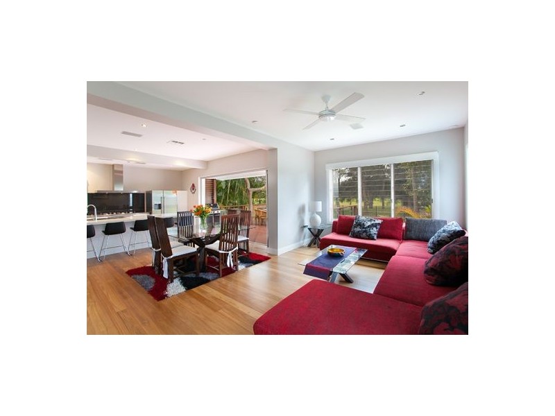 31 Stirgess Avenue, Curl Curl NSW 2096