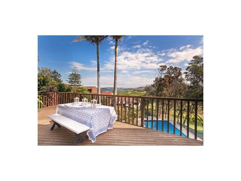 21 Pitt Road, North Curl Curl NSW 2099