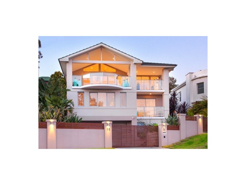 10 Parr Avenue, North Curl Curl NSW 2099