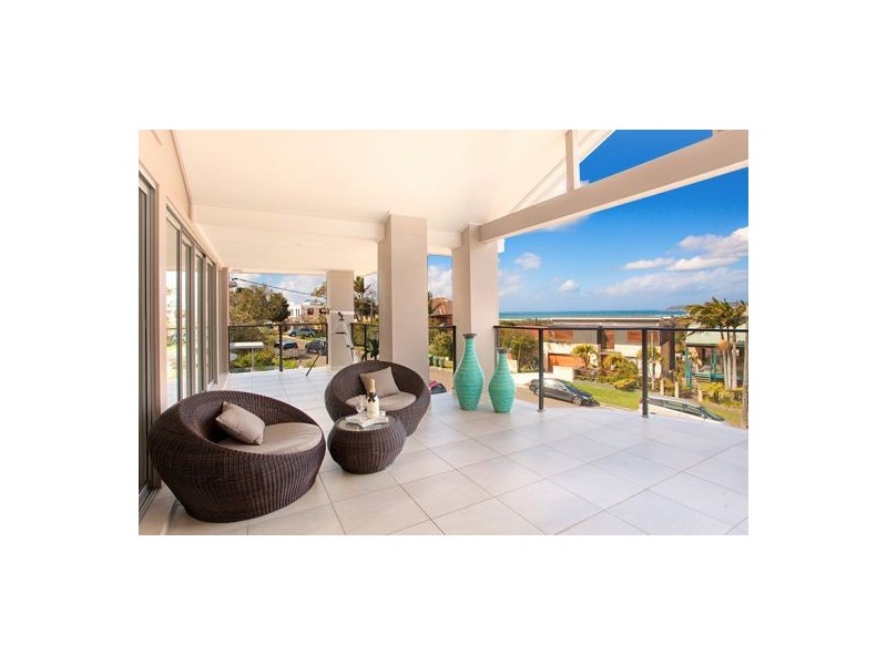 10 Parr Avenue, North Curl Curl NSW 2099