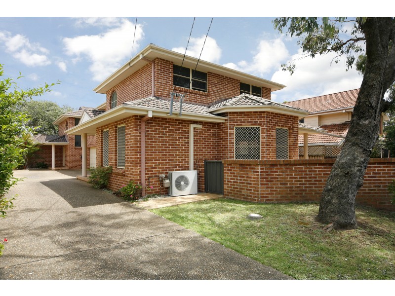 1/19 Kumbardang Avenue, Miranda NSW 2228