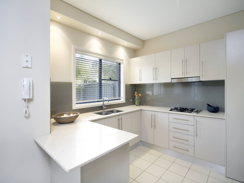 4/30 Caronia Ave, Cronulla NSW 2230