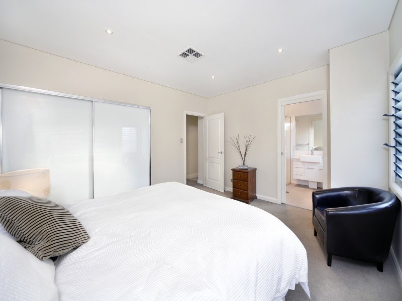 4/30 Caronia Ave, Cronulla NSW 2230