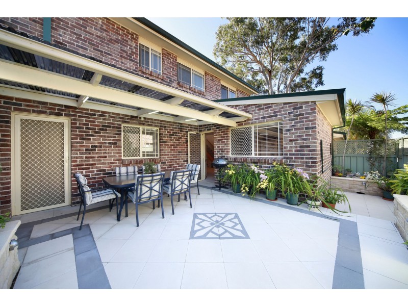 2/10 Nullaburra Rd, Caringbah NSW 2229
