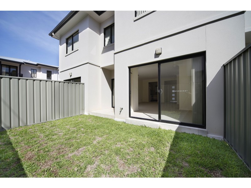 2/17-21 Clements Pde, Kirrawee NSW 2232