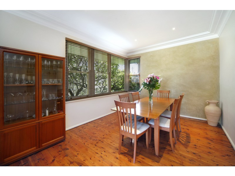 18 Coonong Road, Gymea Bay NSW 2227