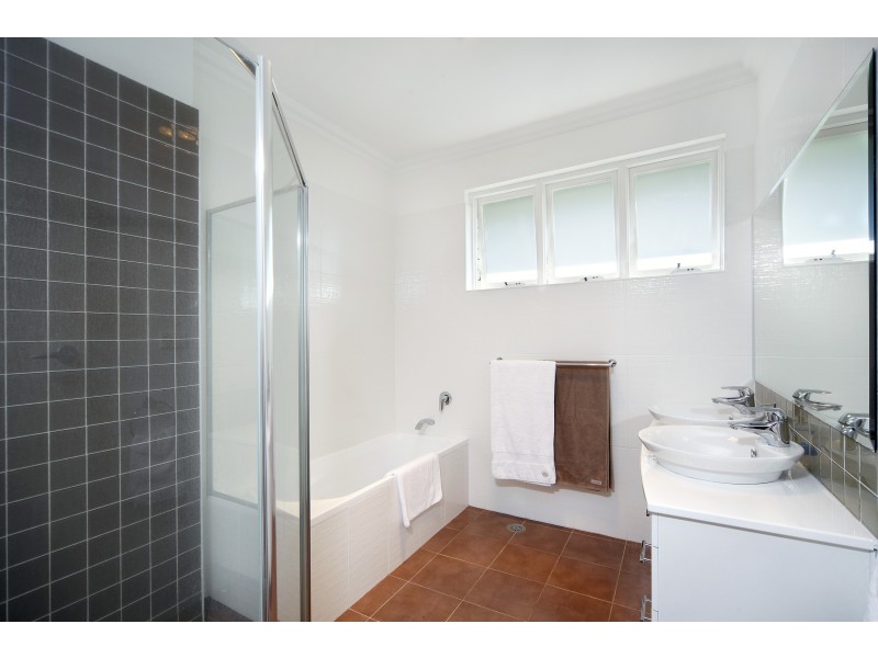 18 Coonong Road, Gymea Bay NSW 2227