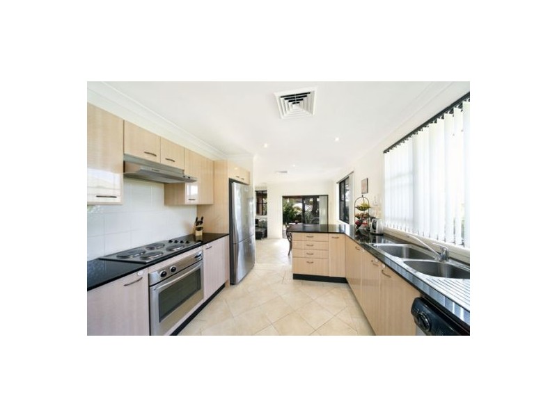 2/365 Willarong Rd, Caringbah NSW 2229